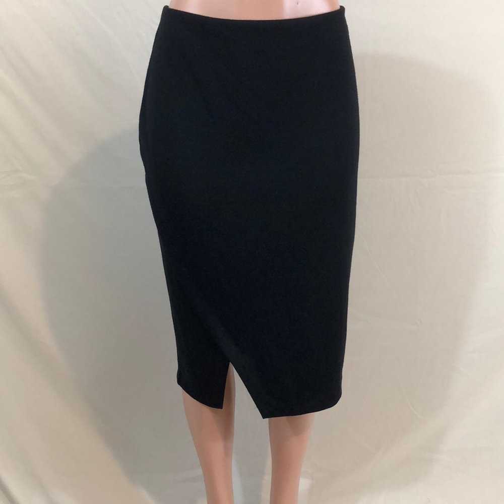 Simply Styled black skirt